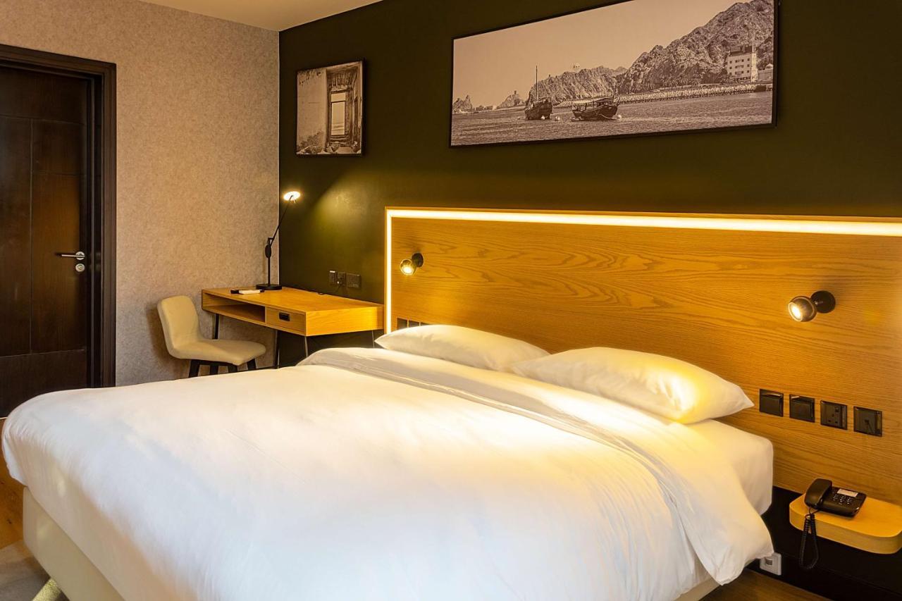 Park Inn By Radisson Hotel And Residence Дукм Экстерьер фото